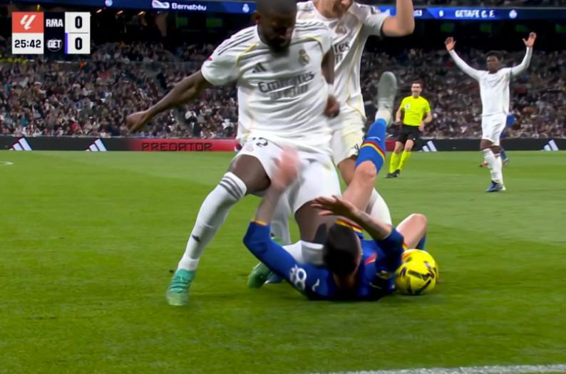 开云体育APP-西媒：裁判界均认定吕迪格应禁赛4-12场，当值VAR重大失误